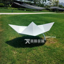 山東濟南雕塑藝術(shù)公司